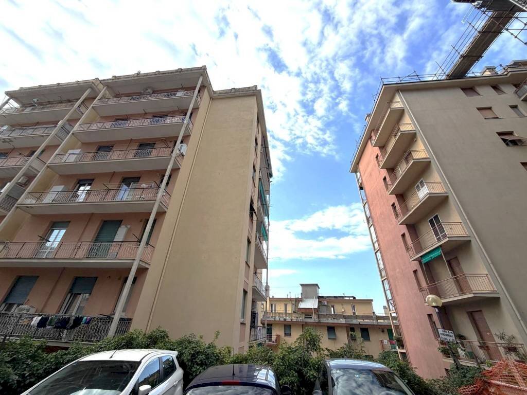 Zona - Bilocale via Aurelio Robino, Genova (zona Marassi) - foto 3