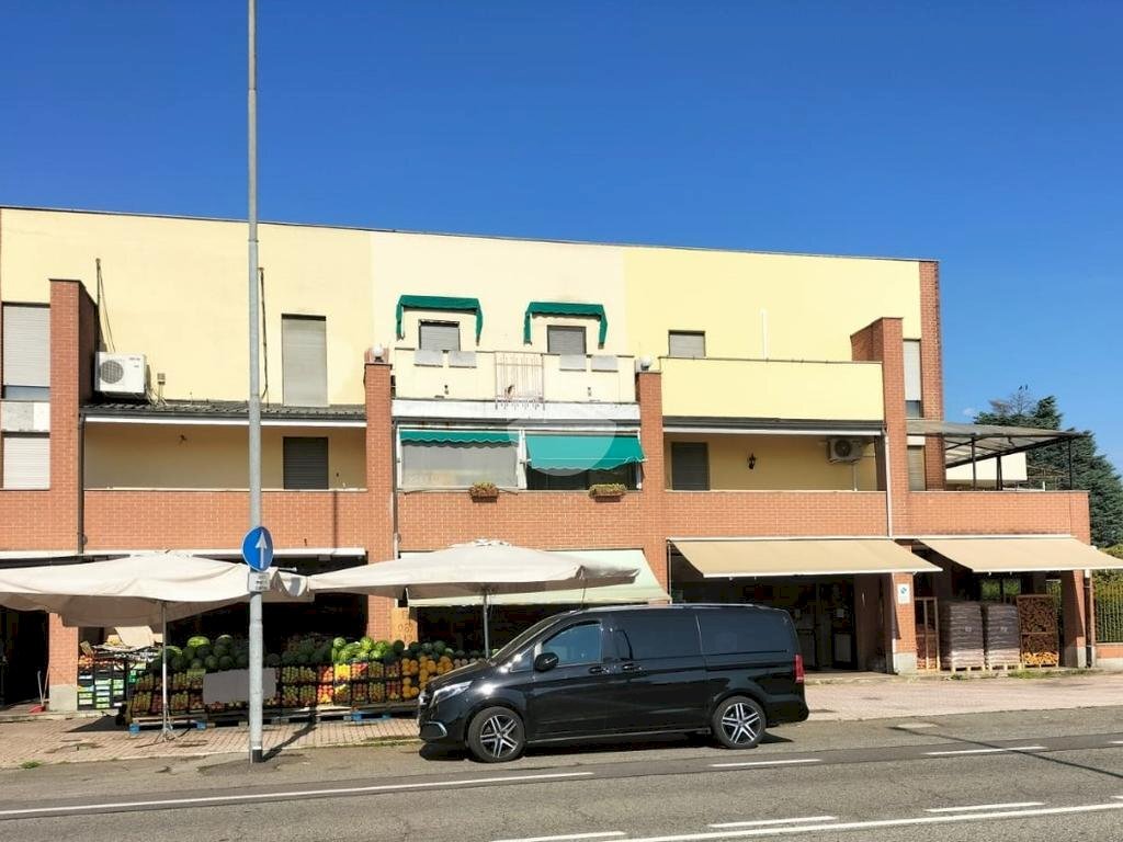 Appartamento Via lanzo, Borgaro Torinese - foto 1