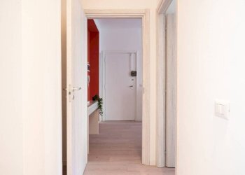 Disimpegno - Four-room apartment via Ruggero Leoncavallo, 17, Milano (neighborhood Casoretto) - photo 12