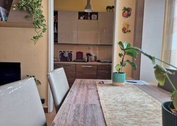 Cucina - Trilocale via Vittorio Bersezio, 4, Cuneo (zona Centro) - foto 6