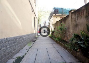 Cortile interno - Bilocale corso Belgio, 41, Torino (zona Vanchiglietta) - foto 2