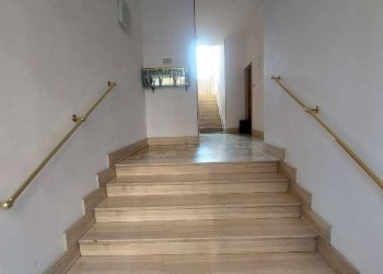 ANDRONE - Trilocale via MONTE ALBERGIAN, 23 BIS, Torino (zona Cenisia) - foto 2