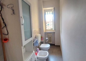 BAGNO - Trilocale via MONTE ALBERGIAN, 23 BIS, Torino (zona Cenisia) - foto 33