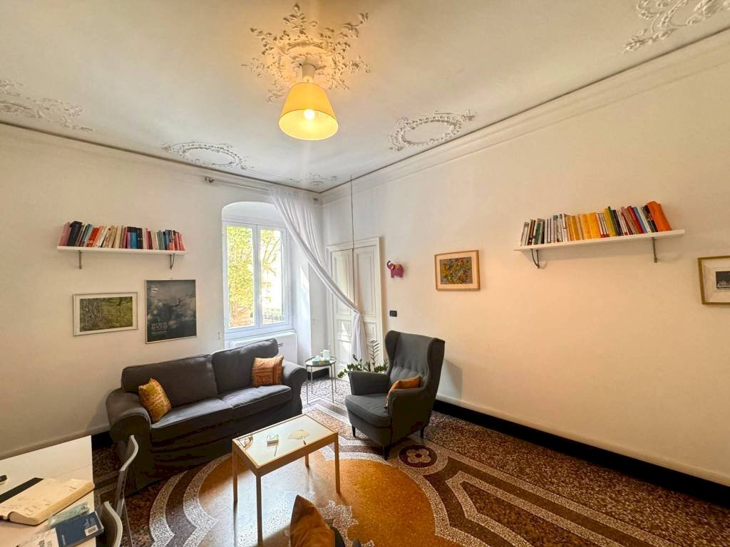 Camera da letto - Ufficio corso Torino, 14, Genova (zona Foce) - foto 1