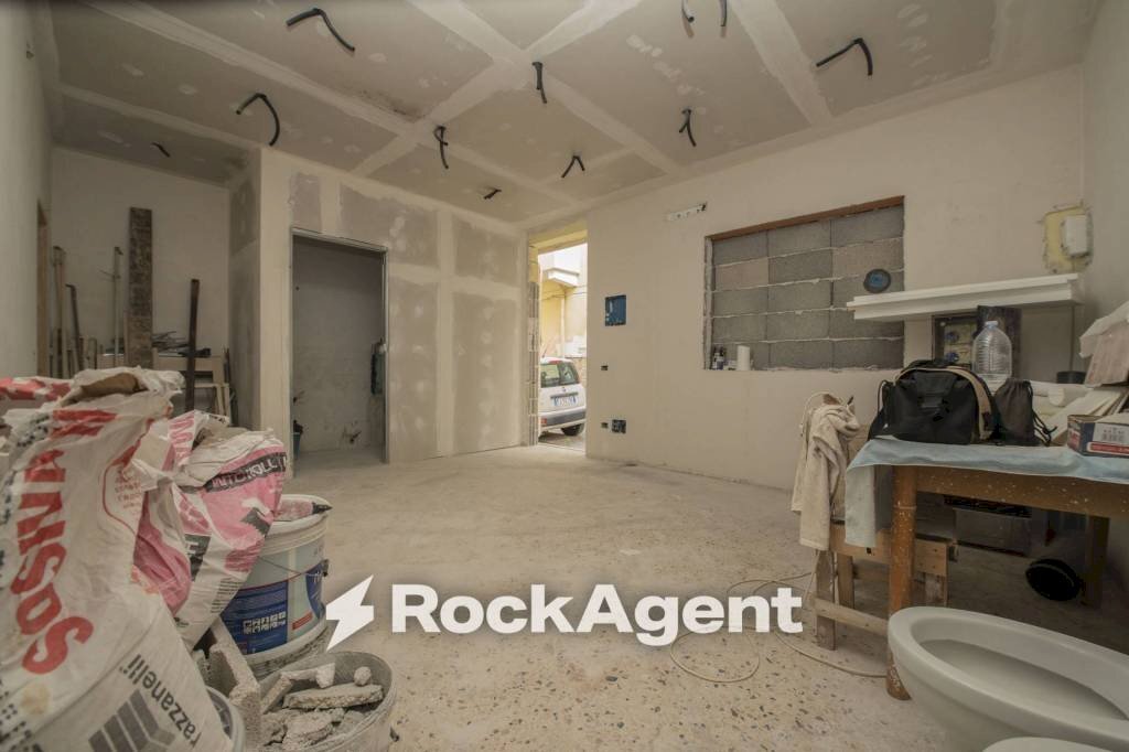 Magazzino - Casa indipendente via la Masa, 12, Villabate - foto 3