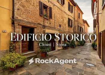 Cortile interno - Appartamento via della Misericordia, 14, Chiusi - foto 1