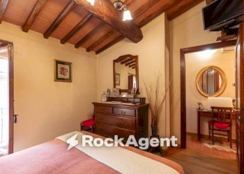 Camera da letto - Appartamento via della Misericordia, 14, Chiusi - foto 11