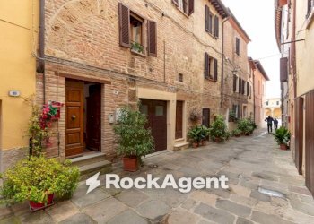 Facciata - Appartamento via della Misericordia, 14, Chiusi - foto 26