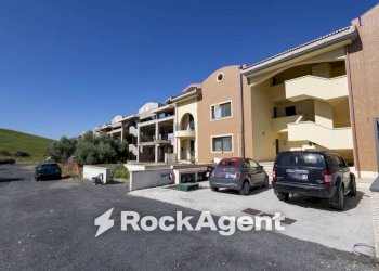 Facciata - Attico via Bisceglia, Catanzaro - foto 3