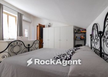 Camera da letto - Attico via Montecorvino, 2, Catanzaro - foto 12