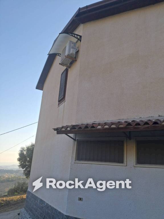 Facciata - Casa indipendente contrada Prisdarello, Gioiosa Ionica - foto 3
