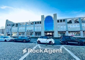 Zona - Negozio via Europa, 39, Rubano - foto 1