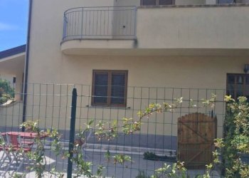 Facciata - Bilocale via Porto delle Grazie, Caulonia - foto 18
