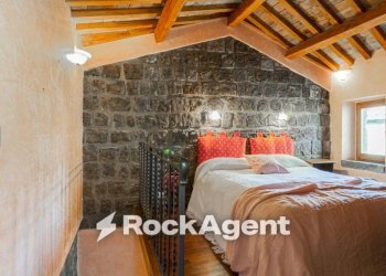 Camera da letto - Hotel via Vallecupa, 68, Viterbo - photo 35