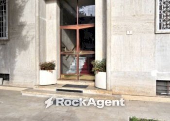 Facciata - Trilocale viale delle Medaglie d'Oro, 406, Roma - foto 2