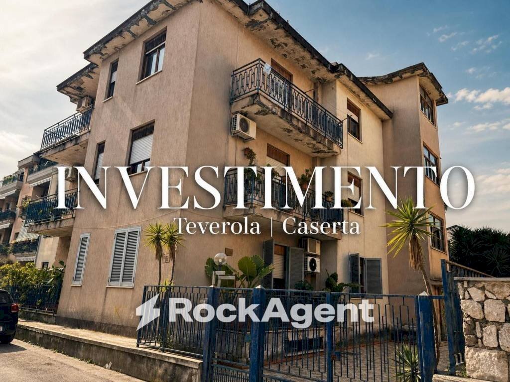 Facciata - Appartamento via Provinciale Teverola Casaluce, Casaluce - foto 1