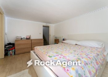 Camera da letto - Casa indipendente via Vicario Nicolosi, 14, Aci Castello - foto 20