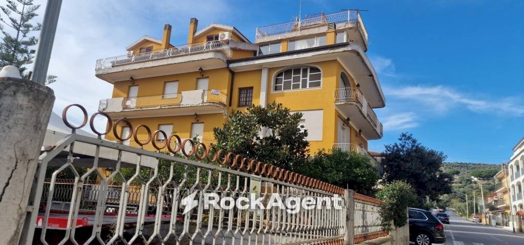 Zona - Ufficio via Mazzini, 73, Montepaone - foto 3