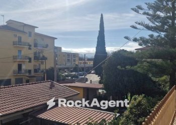 Vista - Ufficio via Mazzini, 73, Montepaone - foto 13