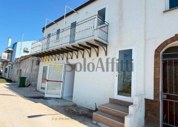 Cortile interno - Negozio via Gaie di Garaffe, Sciacca - foto 1
