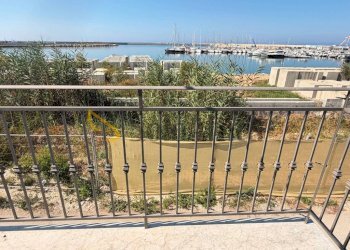 Balcone - Negozio via Gaie di Garaffe, Sciacca - foto 3