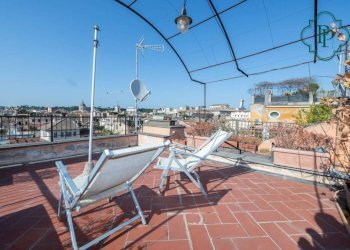 Terrazzo - Quadrilocale piazza Rondanini, Roma (zona Centro Storico) - foto 36