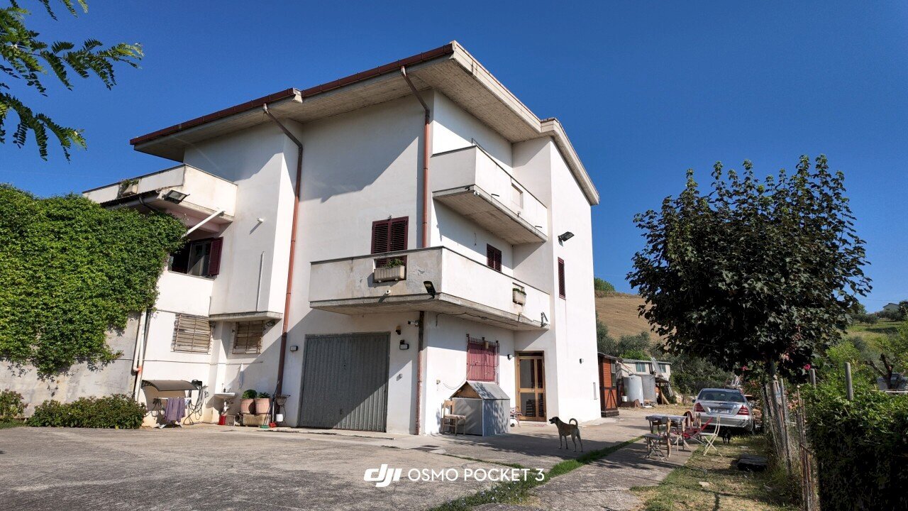 dji_export_20260630_084904_1783081828263_photo.jpg - Villa Contrada Crocifisso 3, Penne - photo 1