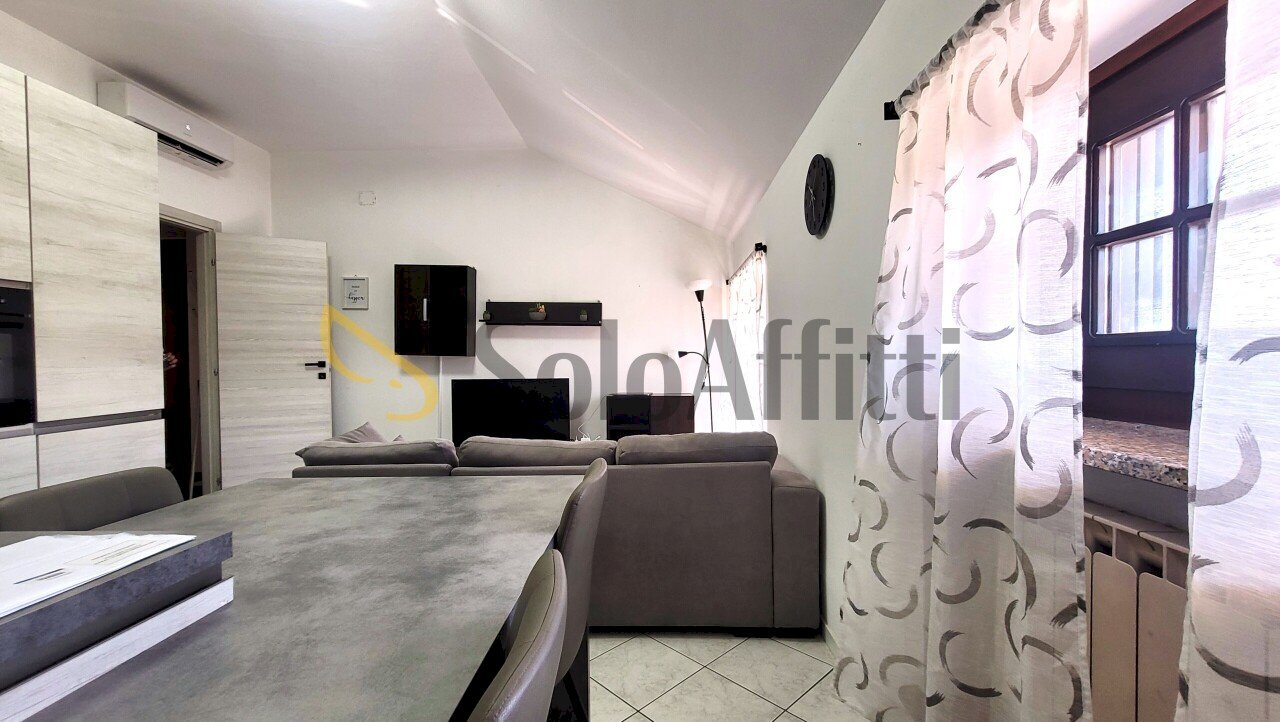 Soggiorno - Three-room apartment Via Cesare Battisti, Pogliano Milanese - photo 3
