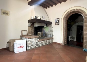 caminetto - Villa Via Fungiaia 10, Crespina Lorenzana - foto 4