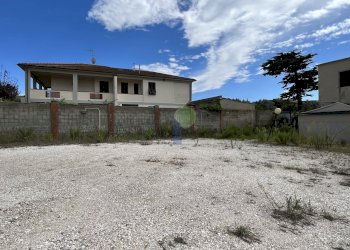 esterno - Commercial Premises Via di Montenero, Livorno - photo 12