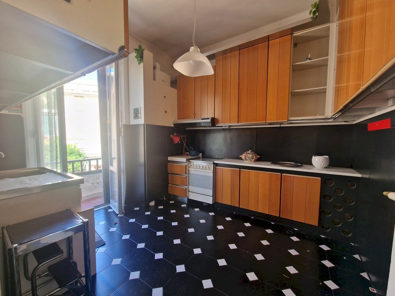 cucina a appartamento via majorana quinto genova - Appartamento Via Giuseppe Majorana 27, frazione Quinto Al Mare, Genova - foto 3