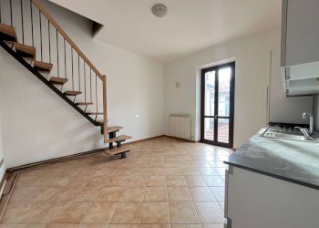 Bilocale Villasanta - foto 1