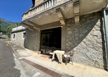 Apartment in Villa via Ravadera, 5, Torre Pellice - photo 1