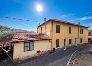 Three-room apartment Via Principale, Imperia - photo 9