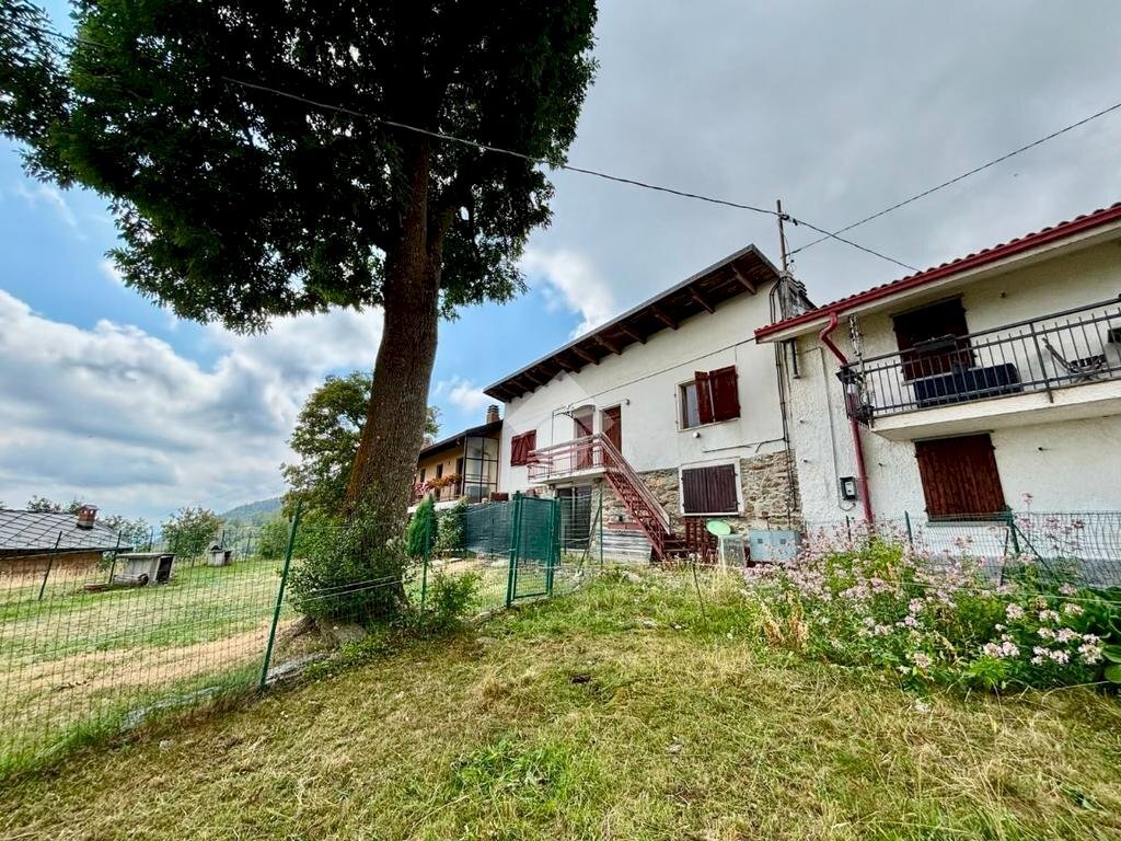 Two-room apartment Via Quinzeina, Colleretto Castelnuovo - photo 1