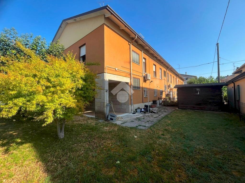 Villa a Schiera Via pascoli, Castelnovo di Sotto - foto 3