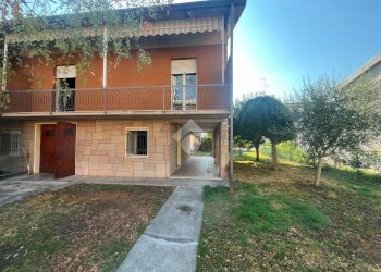 Villa a Schiera Via pascoli, Castelnovo di Sotto - foto 2