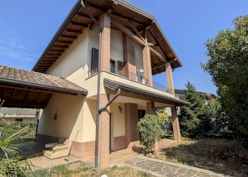 Villa Bifamiliare Magenta - foto 1