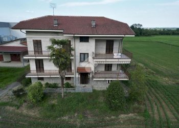 Independent house Via Provinciale Saluzzo, Barge - photo 1