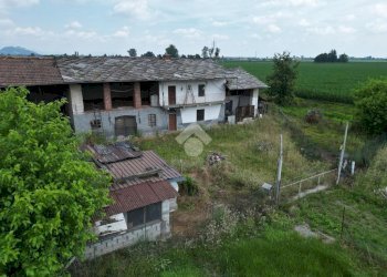 Independent house Via Pralargo, Barge - photo 1