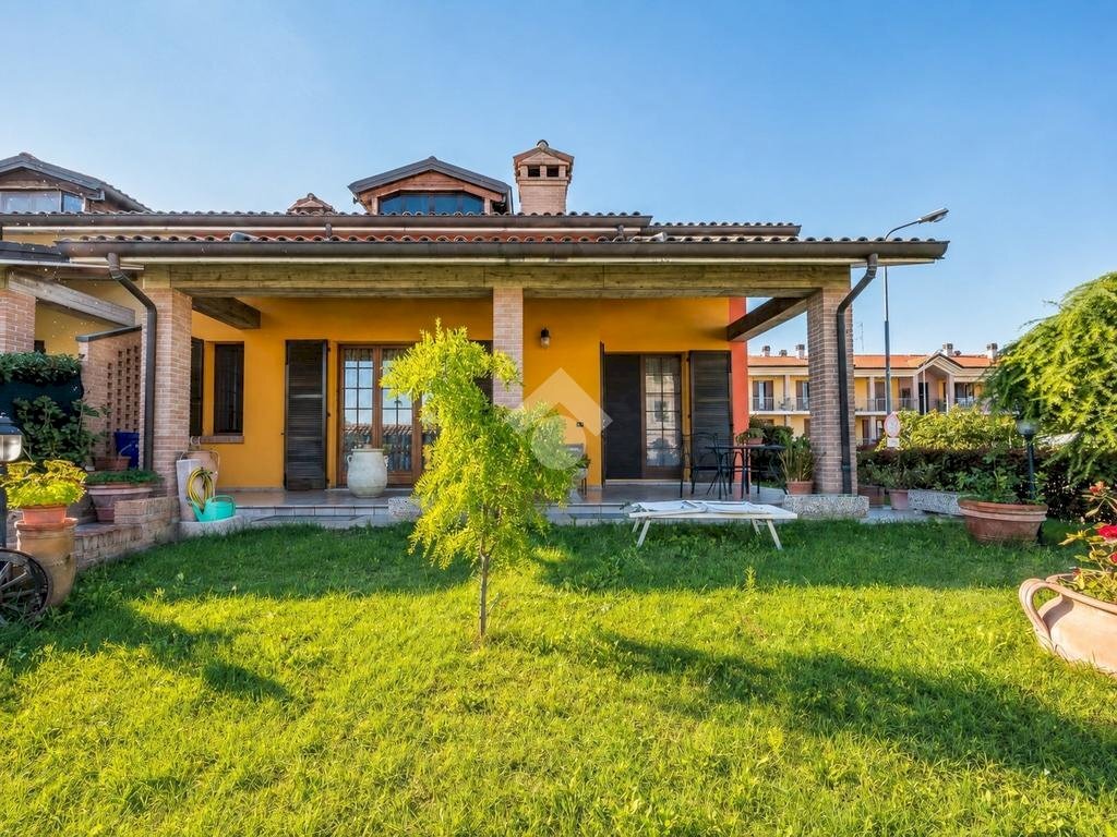 Porzione di casa Via Raffaello, Medesano - foto 1