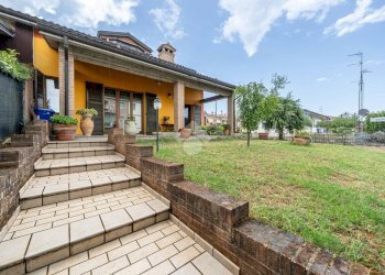 Villa Via Raffaello, Medesano - foto 37