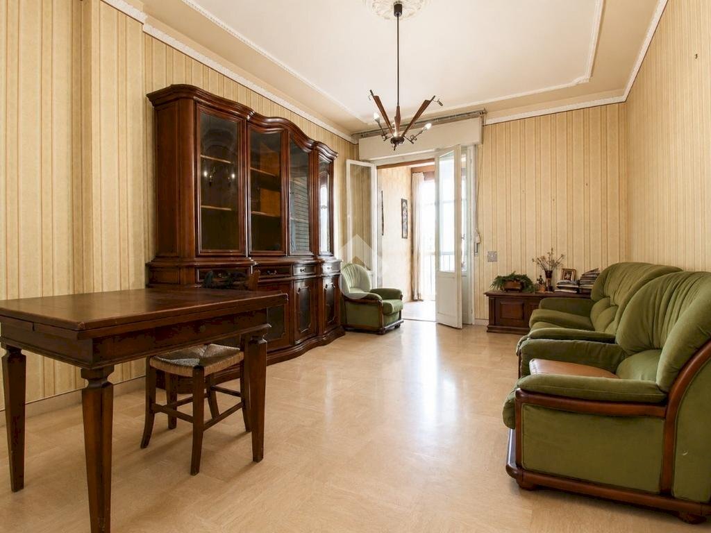 Four-room apartment Viale Torino, Sassuolo - photo 1