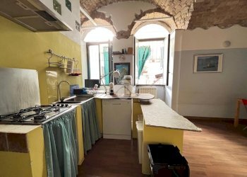 Two-room apartment Piazza Cardinal Gerolamo Gastaldi, Taggia - photo 5