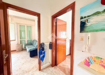 Three-room apartment Viale Ventimiglia, Riccione - photo 8