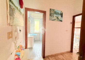Three-room apartment Viale Ventimiglia, Riccione - photo 15