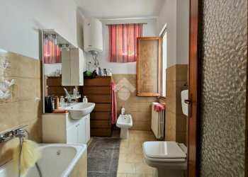 Semi-detached house Via Borgo Giardino, Castelnuovo Belbo - photo 36