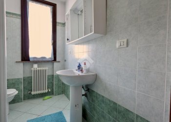 Three-room apartment Via Francesco Borromini, Reggio nell'Emilia - photo 22