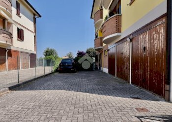Three-room apartment Via Francesco Borromini, Reggio nell'Emilia - photo 29