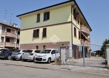 Three-room apartment Via Francesco Borromini, Reggio nell'Emilia - photo 30